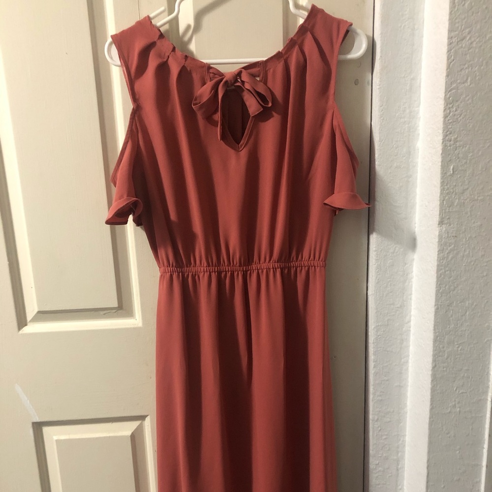 Cute Ruffle Dress - Picture 3 of 3